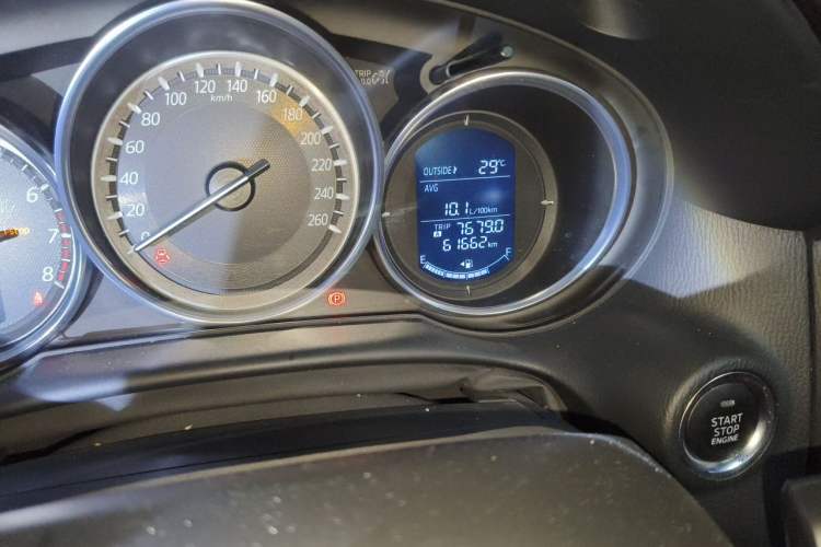 Used Mazda CX-5 2015 2.0L Automatic Two-Wheel Drive Urban Version Odometer Close Up