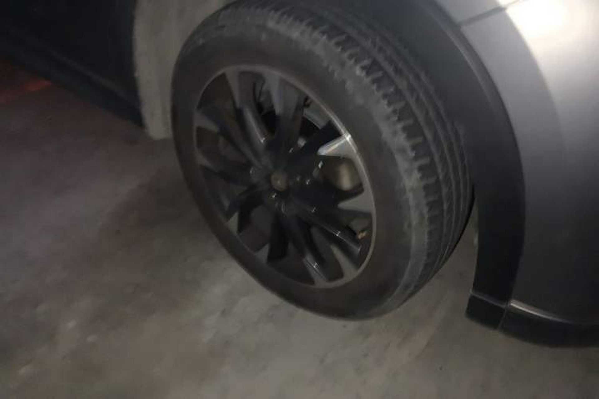Used Mazda CX-5 2015 2.5L Automatic 4x4 Prestige Edition Right Front Wheel Hub