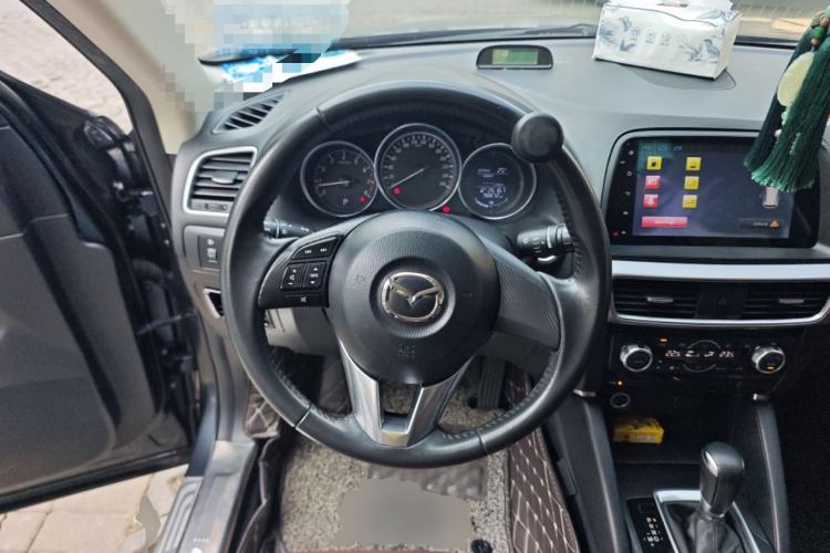 Used Mazda CX-5 2015 2.0L Automatic Two-Wheel Drive Urban Version Steering Wheel