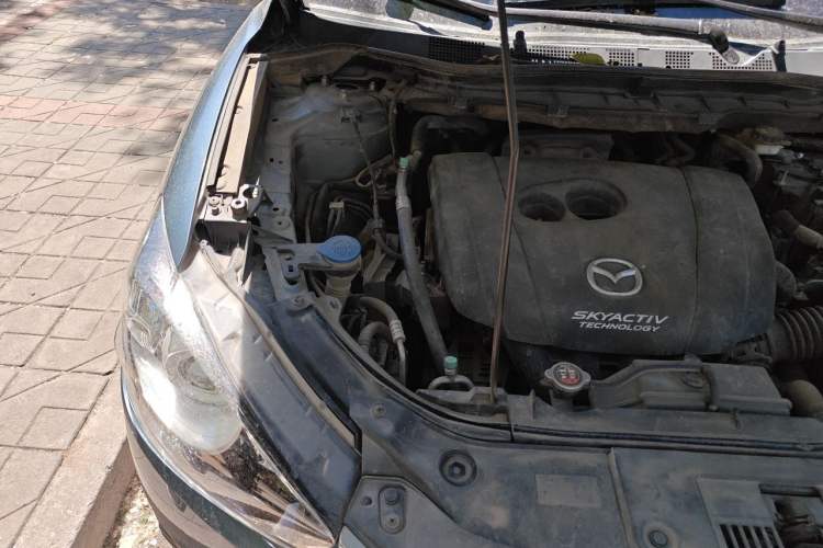 Used Mazda CX-5 2015 2.0L Automatic 4x4 Luxury Edition Engine Bay Right