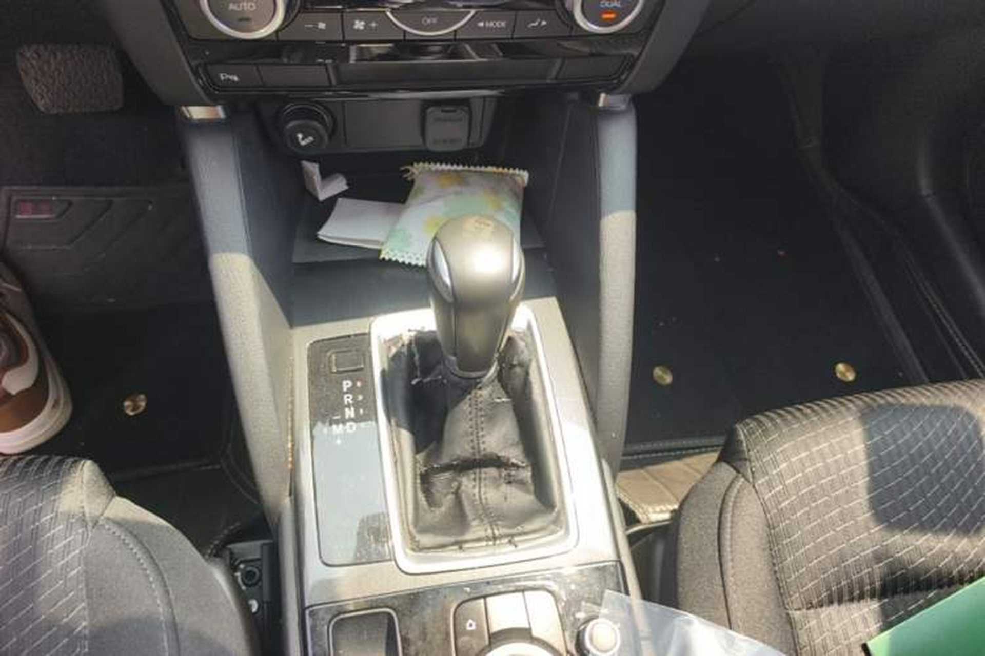 Used Mazda CX-5 2015 2.0L Automatic Two-Wheel Drive Urban Version Gear Lever