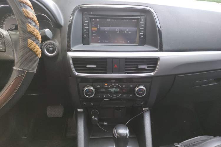 Used Mazda CX-5 2015 2.0L Automatic 4x4 Luxury Edition Audio And AC Panel