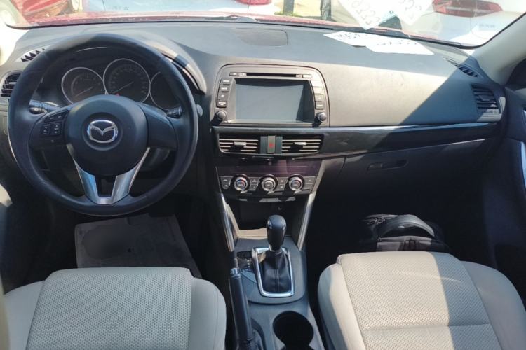 Used Mazda CX-5 2015 2.0L Automatic 2WD Comfort Edition Center Console