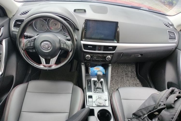 Used Mazda CX-5 2015 2.0L Automatic Two-Wheel Drive Urban Version Center Console