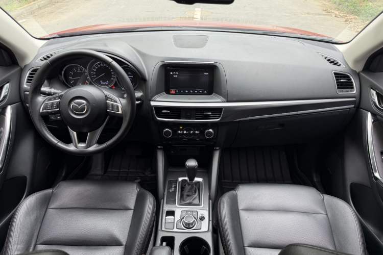 Used Mazda CX-5 2015 2.5L Automatic 4x4 Flagship Model Center Console