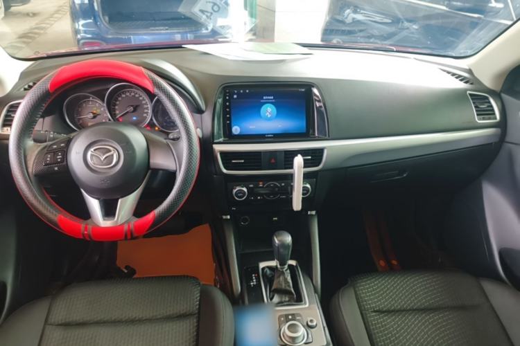 Used Mazda CX-5 2015 2.0L Automatic Two-Wheel Drive Urban Version Center Console