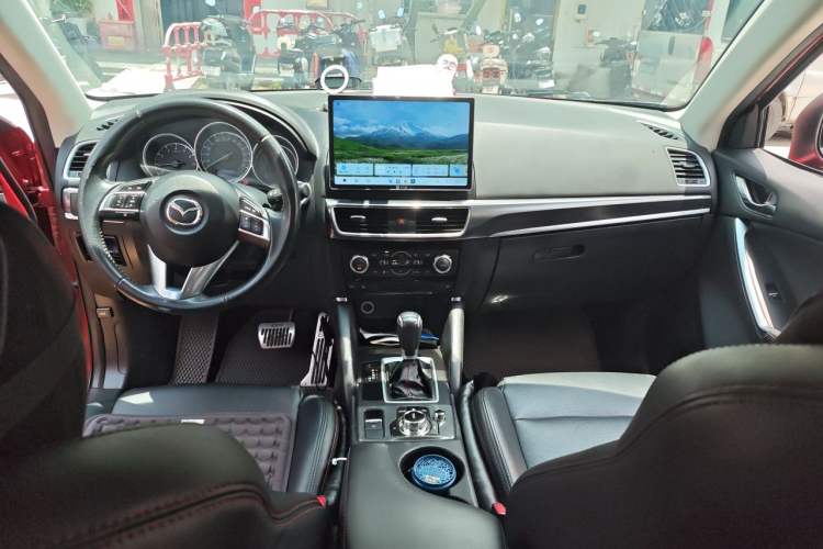 Used Mazda CX-5 2015 2.5L Automatic 4x4 Prestige Edition Center Console