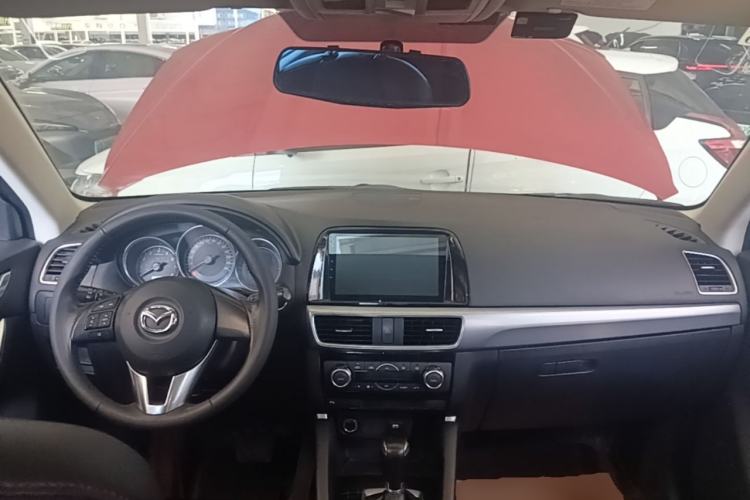 Used Mazda CX-5 2015 2.0L Automatic Two-Wheel Drive Urban Version Center Console