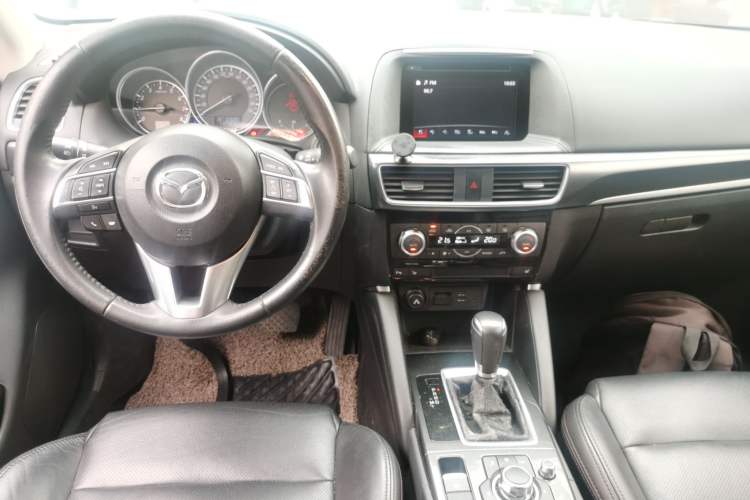 Used Mazda CX-5 2015 2.5L Automatic 4x4 Prestige Edition Center Console