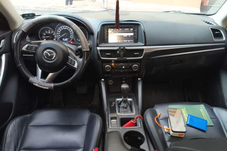 Used Mazda CX-5 2015 2.5L Automatic 4x4 Prestige Edition Center Console