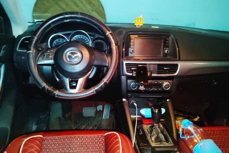 Used Mazda CX-5 2015 2.0L Automatic Two-Wheel Drive Urban Version Center Console