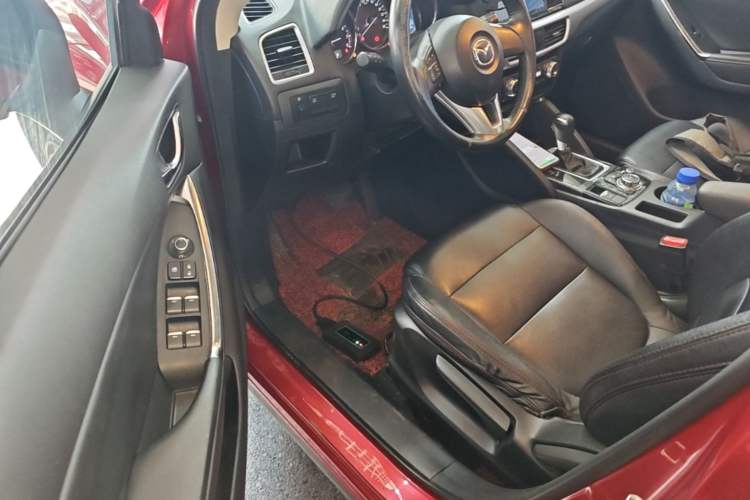 Used Mazda CX-5 2015 2.0L Automatic Two-Wheel Drive Urban Version Driver Seat