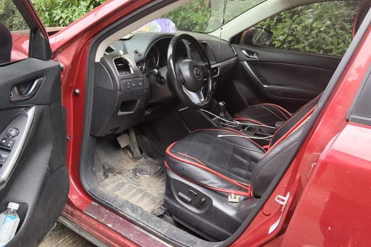 Used Mazda CX-5 2015 2.0L Automatic 4x4 Luxury Edition Driver Seat