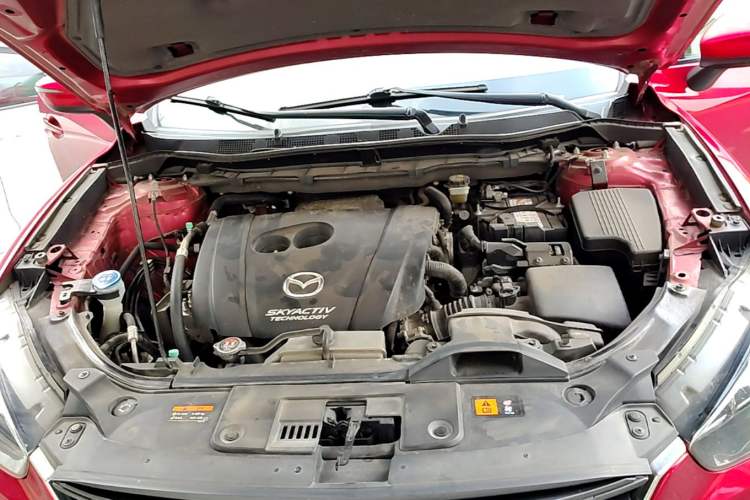 Used Mazda CX-5 2015 2.0L Automatic Two-Wheel Drive Urban Version Engine Bay