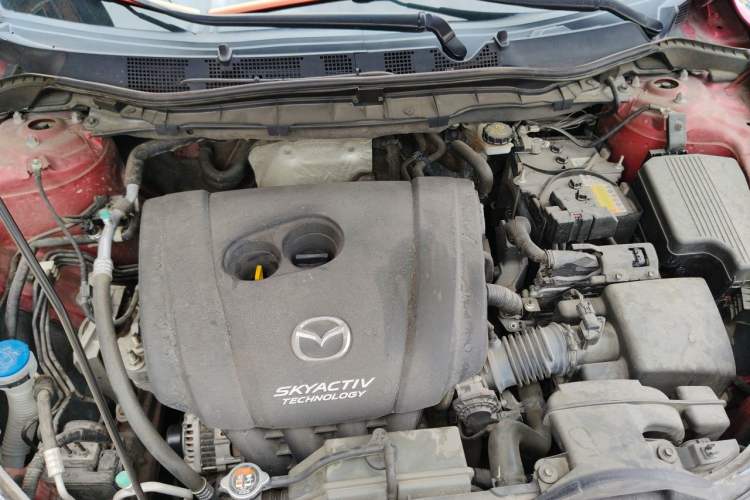 Used Mazda CX-5 2015 2.0L Automatic Two-Wheel Drive Urban Version Engine Bay