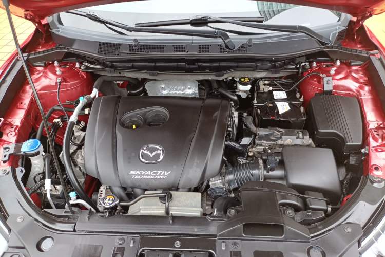 Used Mazda CX-5 2015 2.0L Automatic Two-Wheel Drive Urban Version Engine Bay