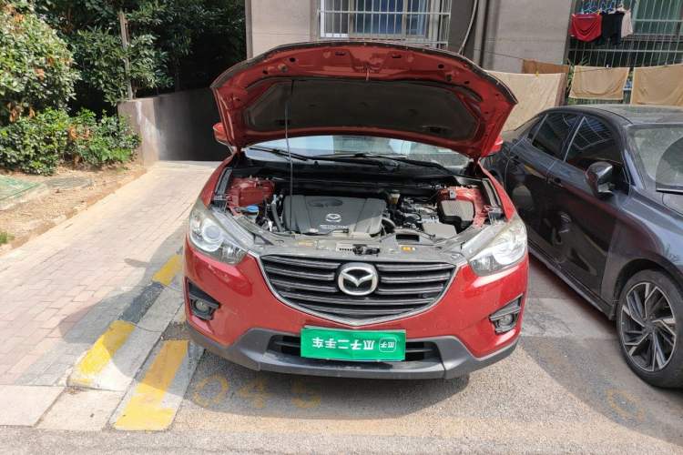 Used Mazda CX-5 2015 2.0L Automatic Two-Wheel Drive Urban Version Engine Bay