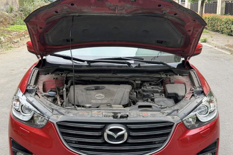 Used Mazda CX-5 2015 2.5L Automatic 4x4 Flagship Model Engine Bay
