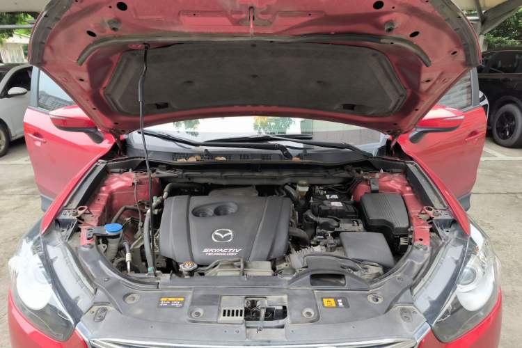 Used Mazda CX-5 2015 2.0L Automatic Two-Wheel Drive Urban Version Engine Bay