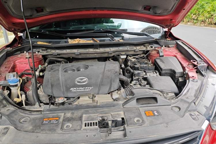 Used Mazda CX-5 2015 2.0L Automatic Two-Wheel Drive Urban Version Engine Bay Left