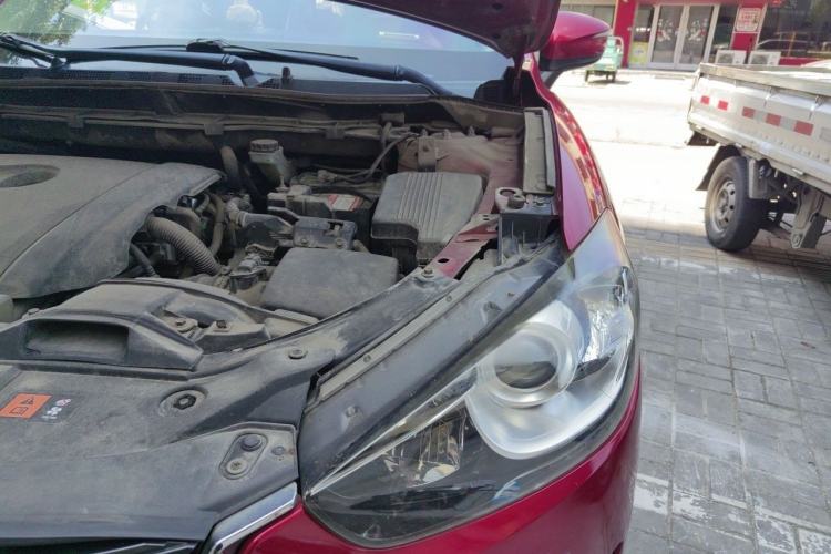 Used Mazda CX-5 2015 2.0L Manual Two-Wheel Drive Comfort Version Engine Bay Left