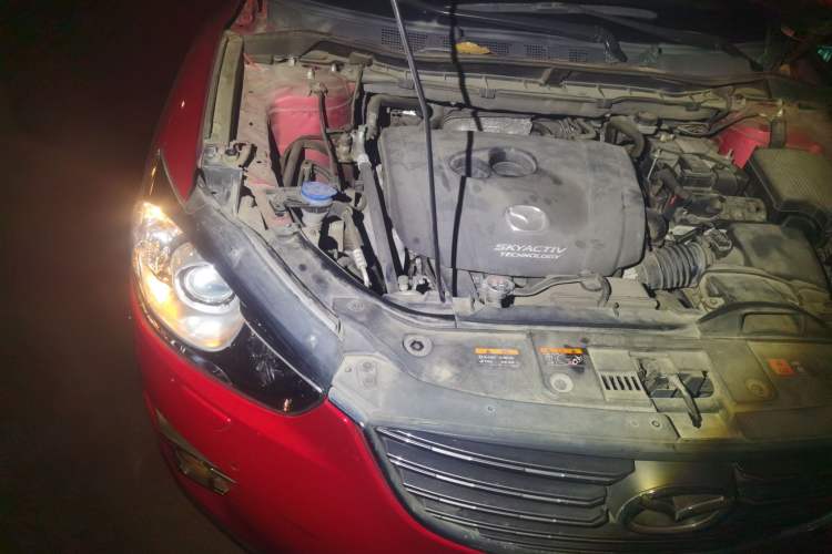Used Mazda CX-5 2015 2.5L Automatic 4x4 Flagship Model Engine Bay Right