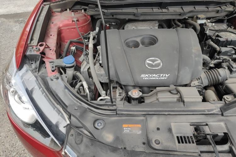 Used Mazda CX-5 2015 2.0L Automatic Two-Wheel Drive Urban Version Engine Bay Right