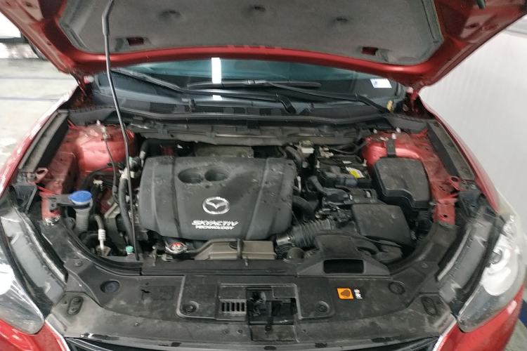 Used Mazda CX-5 2015 2.0L Automatic Two-Wheel Drive Urban Version Engine Bay