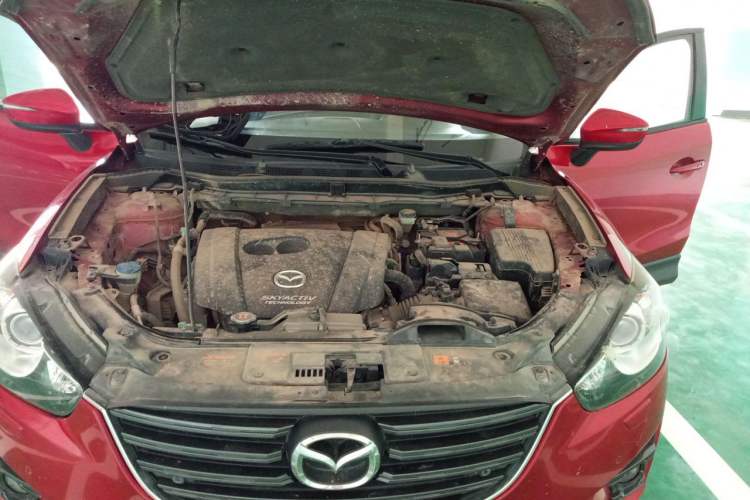 Used Mazda CX-5 2015 2.5L Automatic 4x4 Flagship Model Engine Bay
