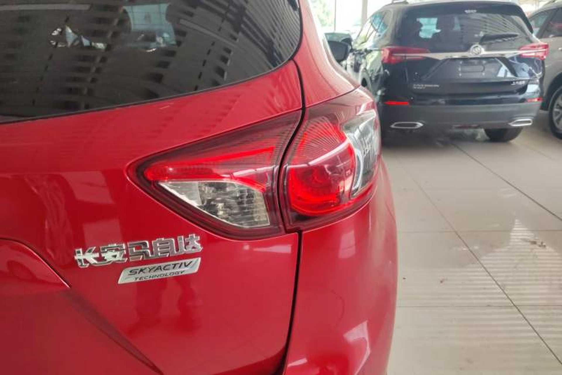 Used Mazda CX-5 2015 2.0L Automatic 4x4 Luxury Edition Exterior 3