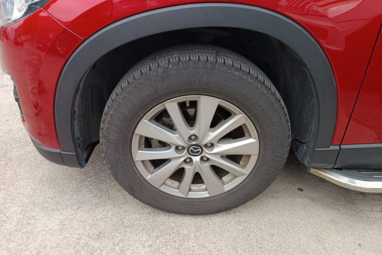 Used Mazda CX-5 2015 2.0L Automatic 4x4 Luxury Edition Exterior 4