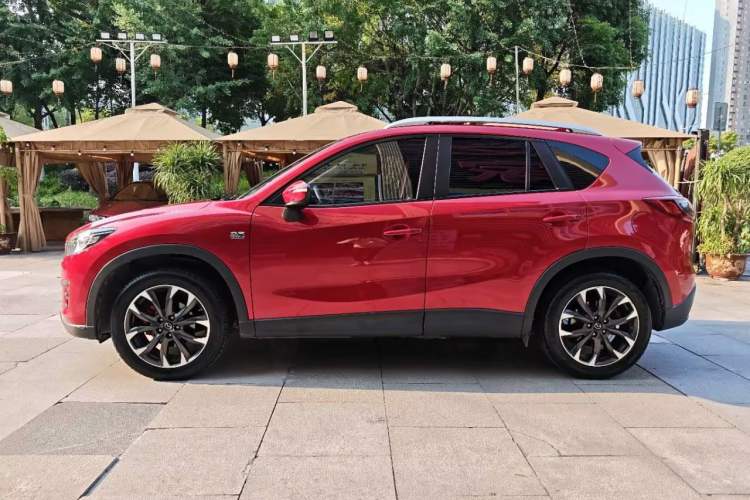 Used Mazda CX-5 2015 2.5L Automatic 4x4 Flagship Model Exterior 5