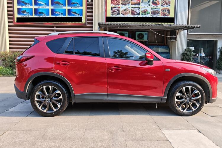 Used Mazda CX-5 2015 2.5L Automatic 4x4 Flagship Model Exterior 6