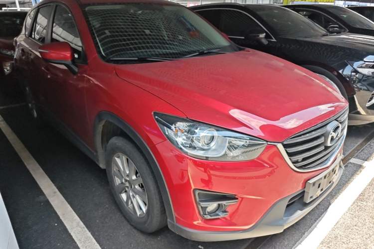 Used Mazda CX-5 2015 2.0L Automatic Two-Wheel Drive Urban Version Front Right 45 Deg