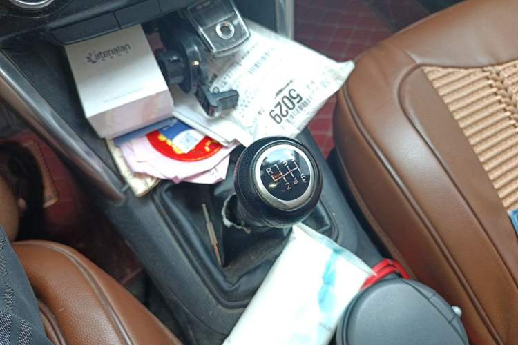 Used Mazda CX-5 2015 2.0L Manual Two-Wheel Drive Comfort Version Gear Lever