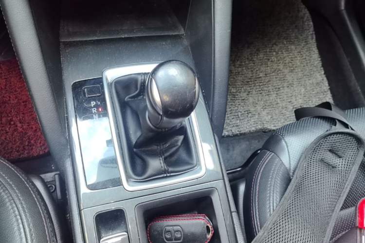 Used Mazda CX-5 2015 2.5L Automatic 4x4 Prestige Edition Gear Lever