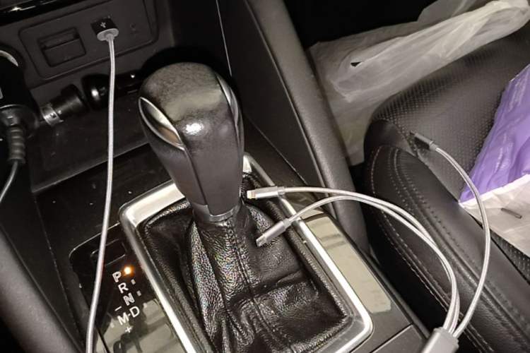 Used Mazda CX-5 2015 2.5L Automatic 4x4 Prestige Edition Gear Lever