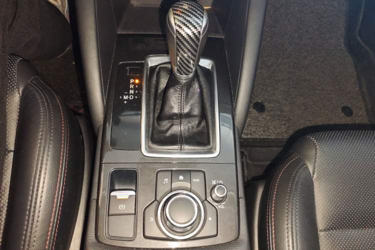 Used Mazda CX-5 2015 2.5L Automatic 4x4 Flagship Model Gear Lever