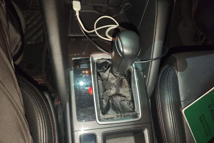 Used Mazda CX-5 2015 2.5L Automatic 4x4 Prestige Edition Gear Lever