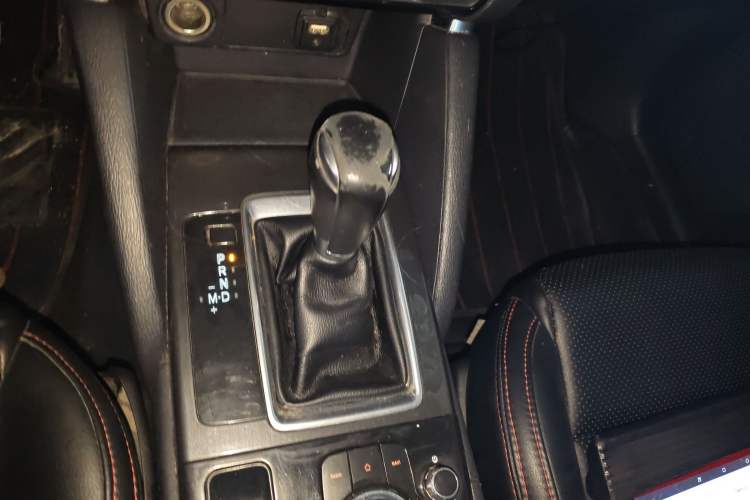 Used Mazda CX-5 2015 2.0L Automatic Two-Wheel Drive Urban Version Gear Lever