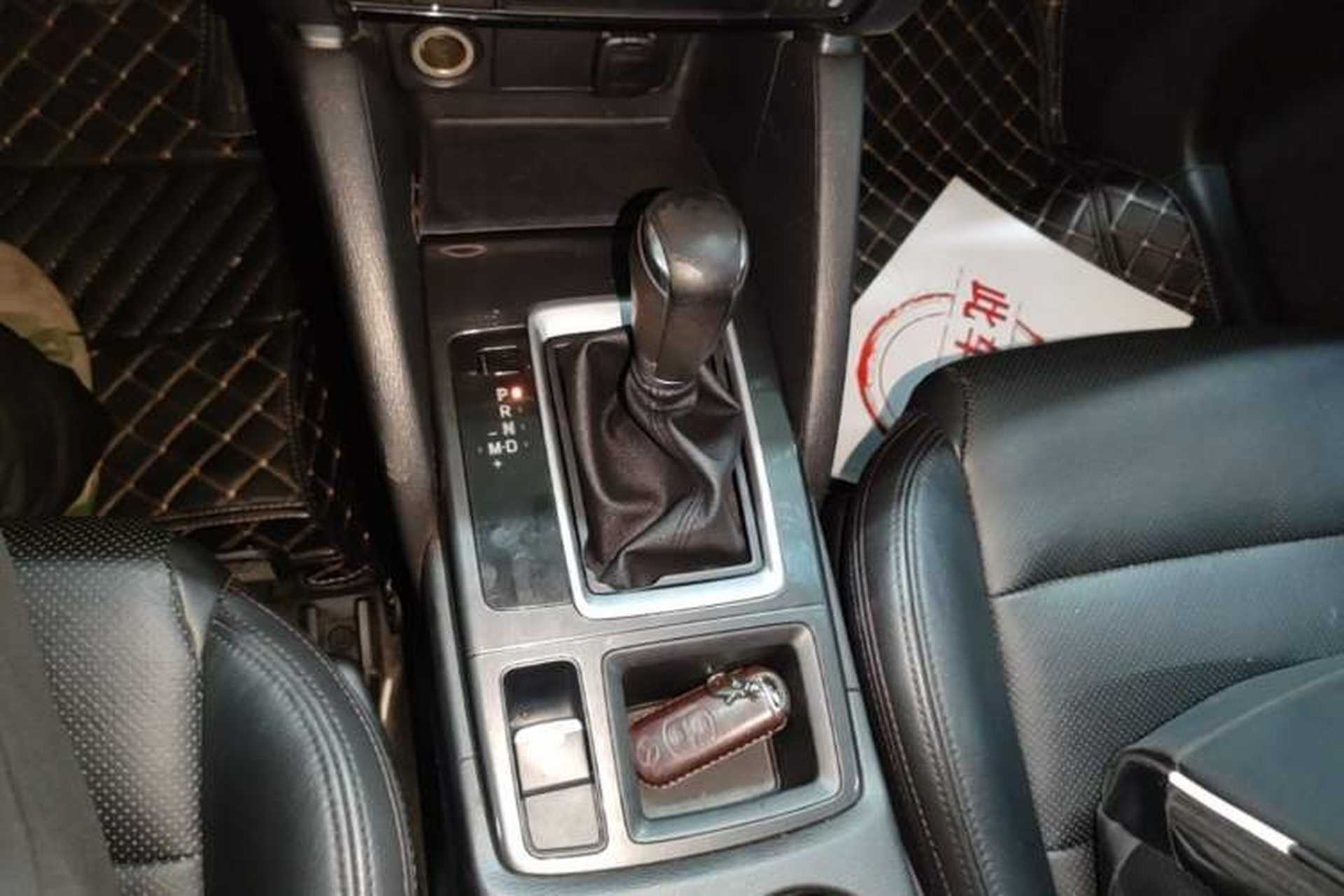 Used Mazda CX-5 2015 2.0L Automatic 4x4 Luxury Edition Gear Lever