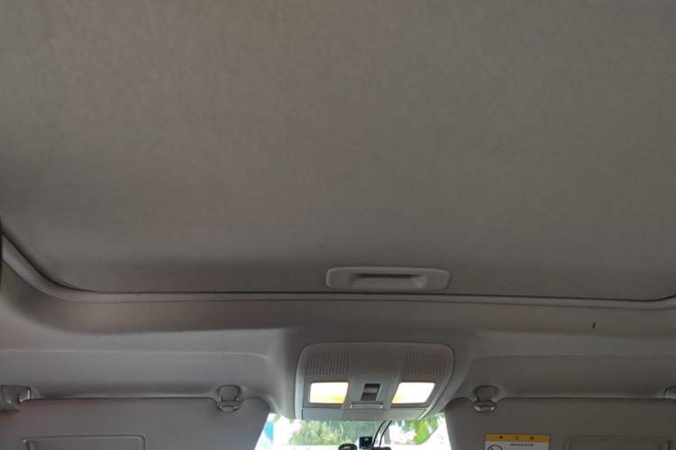Used Mazda CX-5 2015 2.0L Automatic Two-Wheel Drive Urban Version Headliner