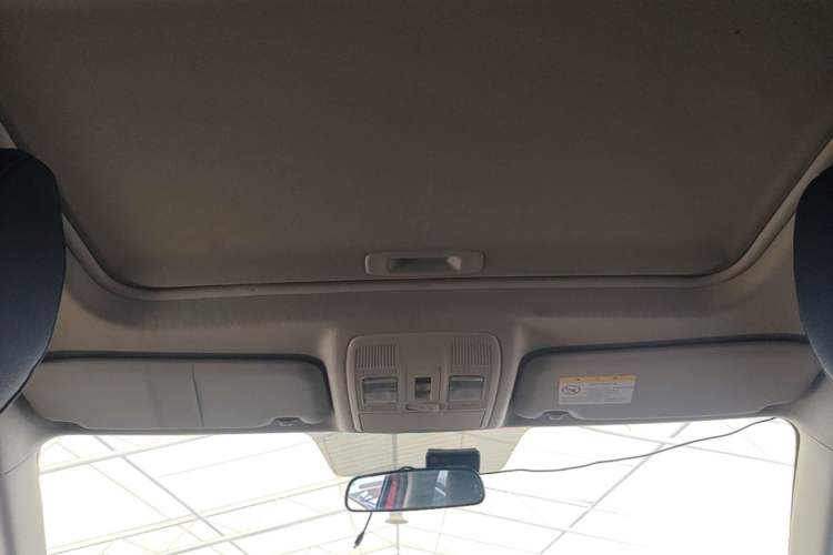 Used Mazda CX-5 2015 2.0L Automatic Two-Wheel Drive Urban Version Headliner
