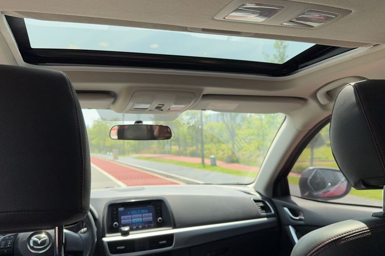Used Mazda CX-5 2015 2.0L Automatic Two-Wheel Drive Urban Version Headliner