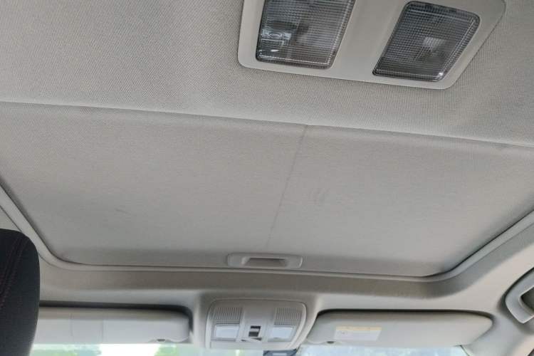 Used Mazda CX-5 2015 2.0L Automatic Two-Wheel Drive Urban Version Headliner