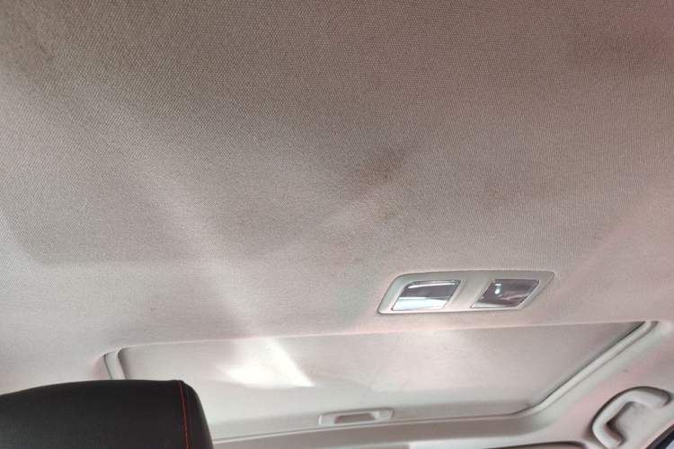 Used Mazda CX-5 2015 2.0L Automatic Two-Wheel Drive Urban Version Headliner