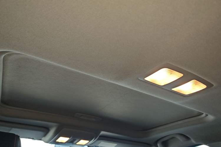 Used Mazda CX-5 2015 2.0L Automatic Two-Wheel Drive Urban Version Headliner