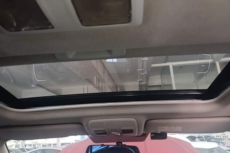 Used Mazda CX-5 2015 2.0L Automatic Two-Wheel Drive Urban Version Headliner