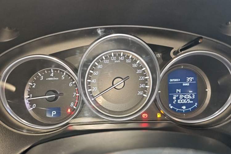Used Mazda CX-5 2015 2.0L Automatic Two-Wheel Drive Urban Version Instrument Cluster