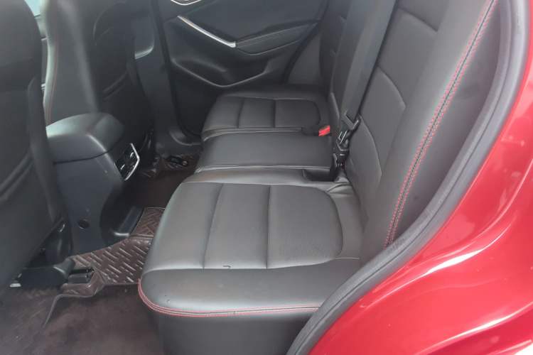 Used Mazda CX-5 2015 2.0L Automatic Two-Wheel Drive Urban Version Interior 1